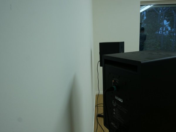 Speaker Distance to Wall.jpg